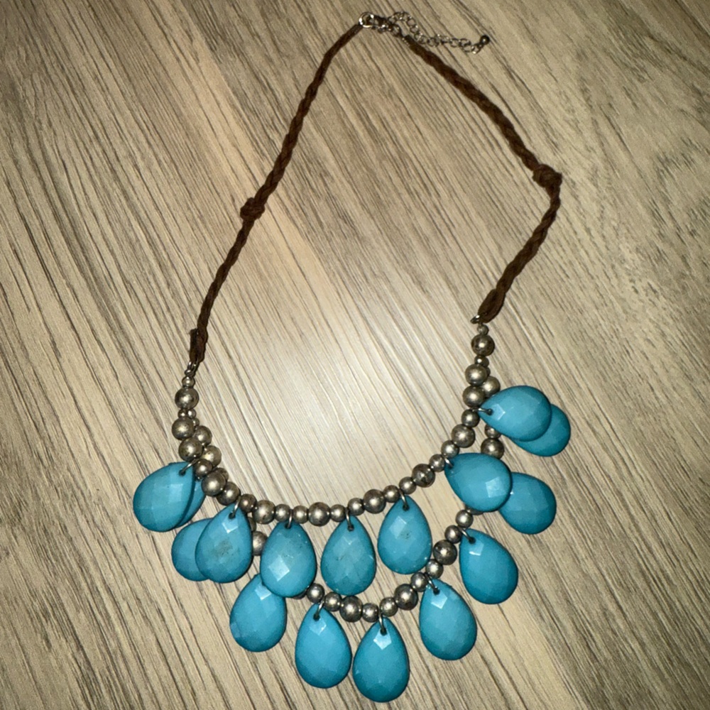 ⭐️Blue‎ Beaded Necklace⭐️